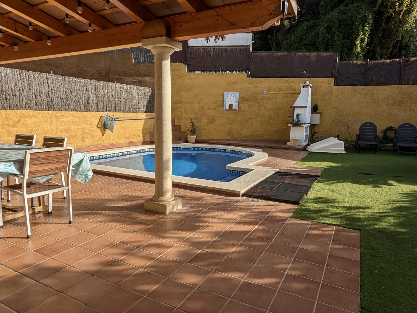 Live the Mediterranean Charm: Home with Pool in Tossa de Mar in Tossa de Mar