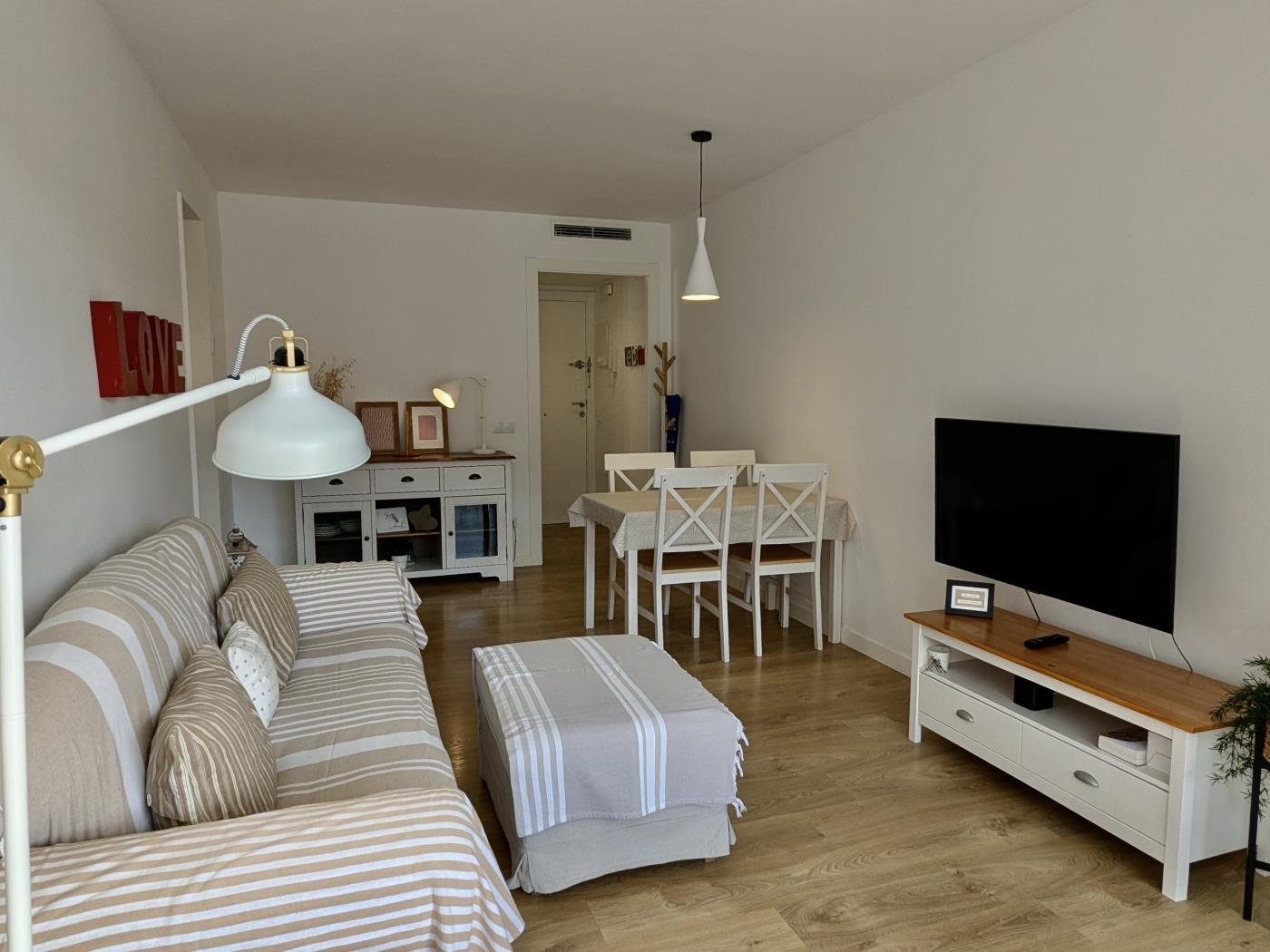 Discover Tossa de Mar! Apartment with Parking and All the Comfort in Tossa de Mar