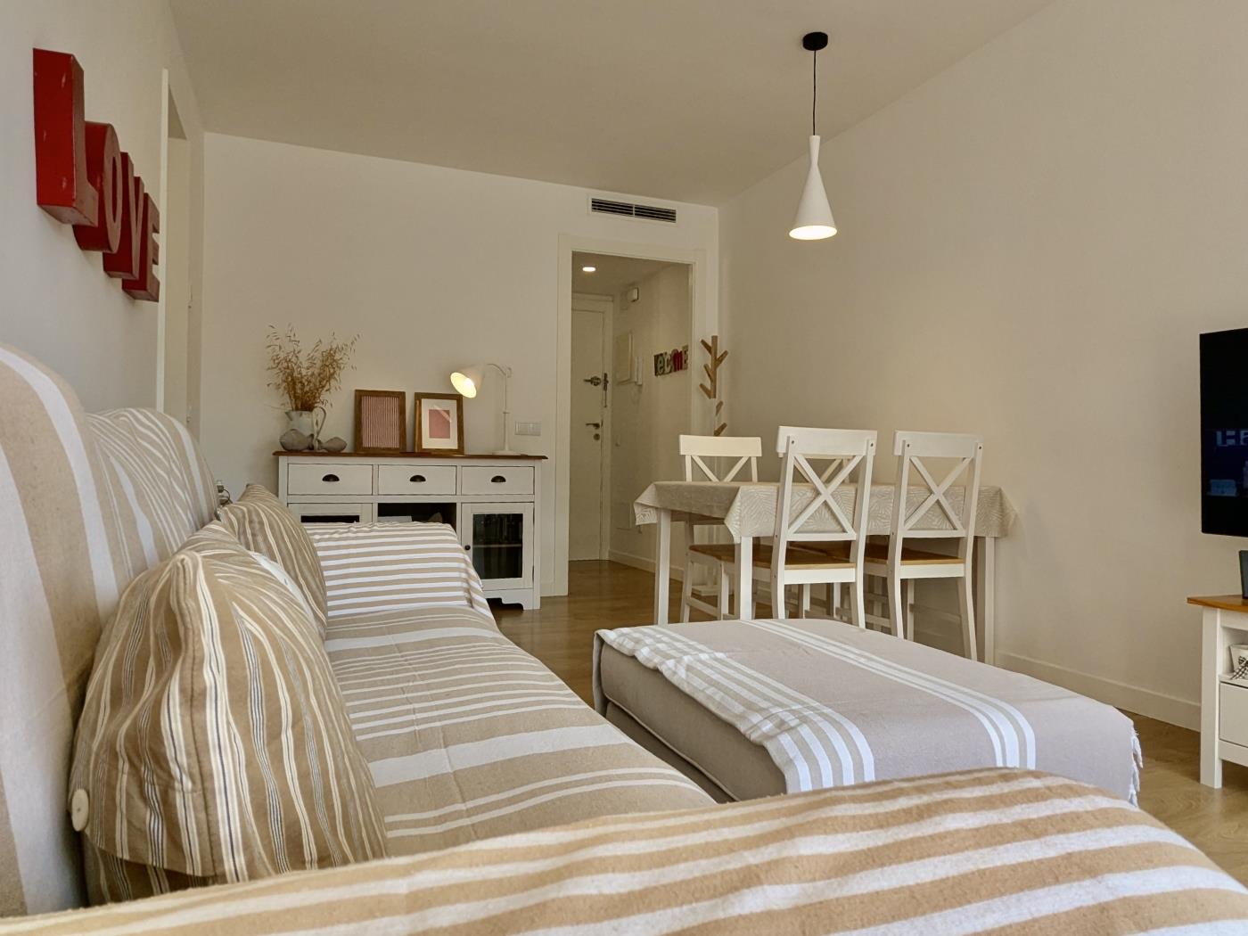 Discover Tossa de Mar! Apartment with Parking and All the Comfort in Tossa de Mar