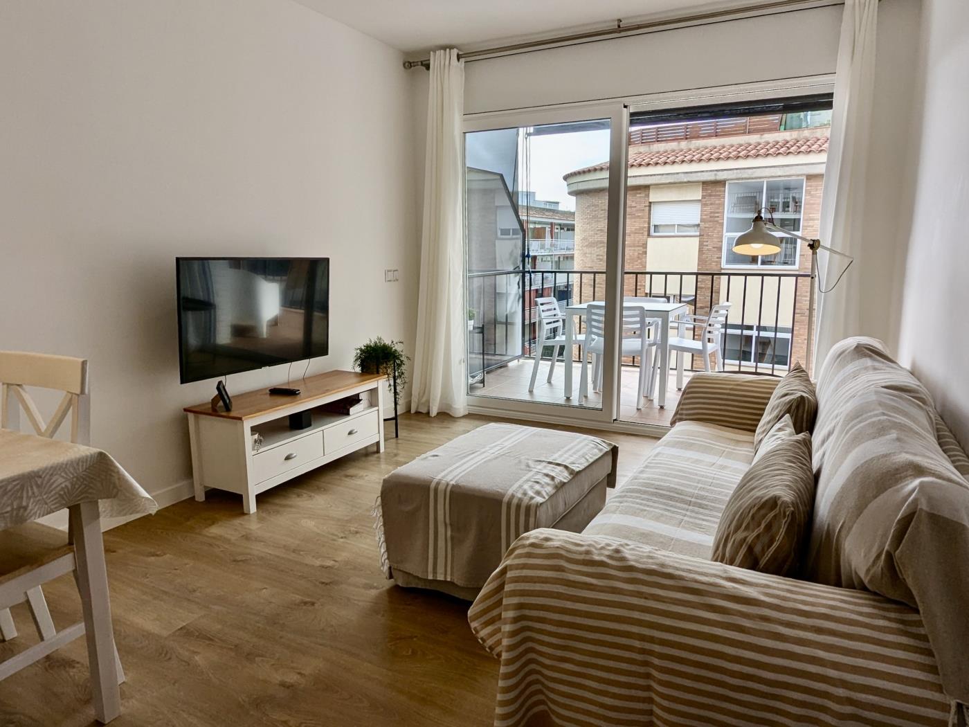 Discover Tossa de Mar! Apartment with Parking and All the Comfort in Tossa de Mar