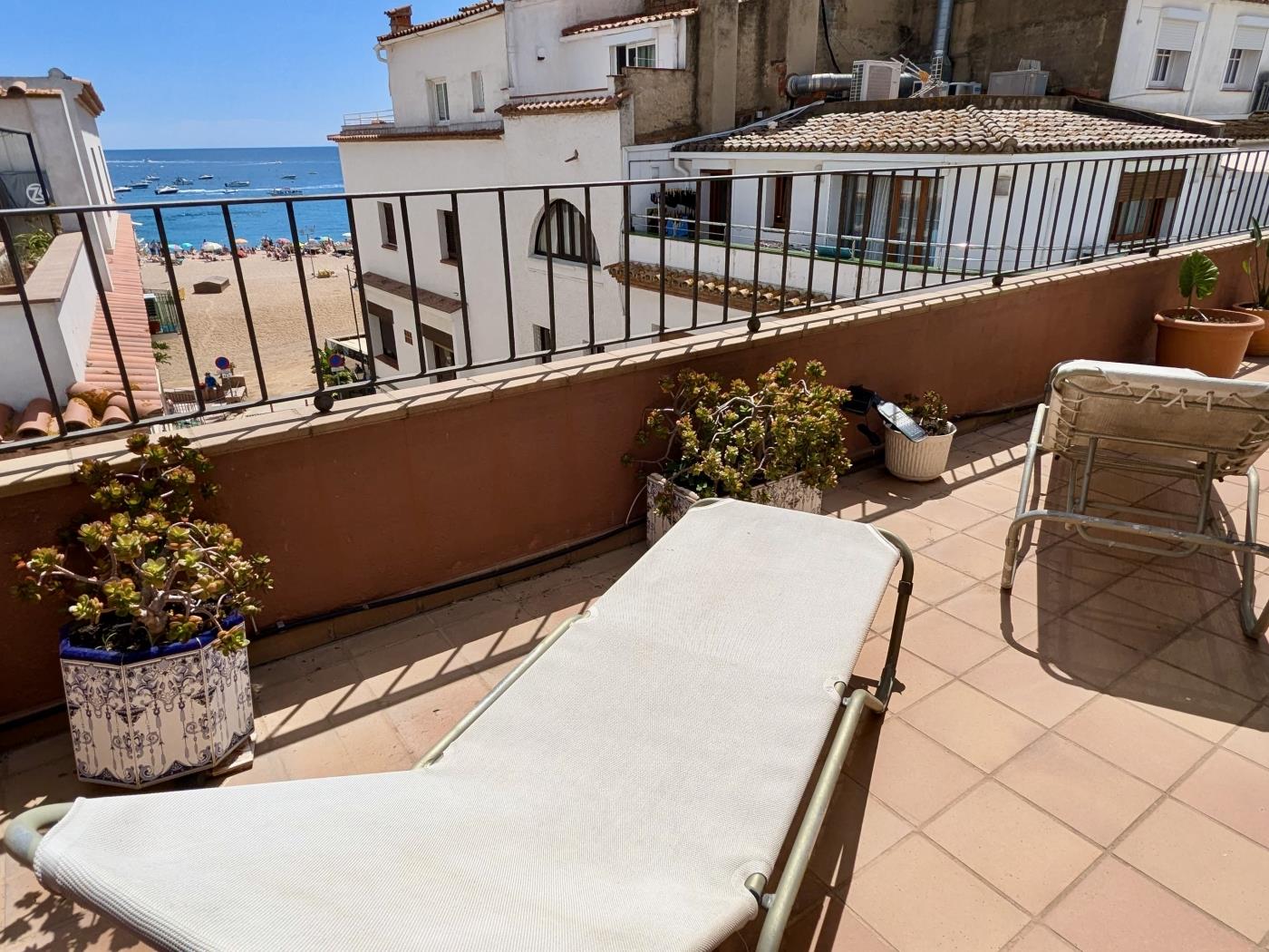 Bright Apartment in the Heart of Tossa de Mar in Tossa de Mar