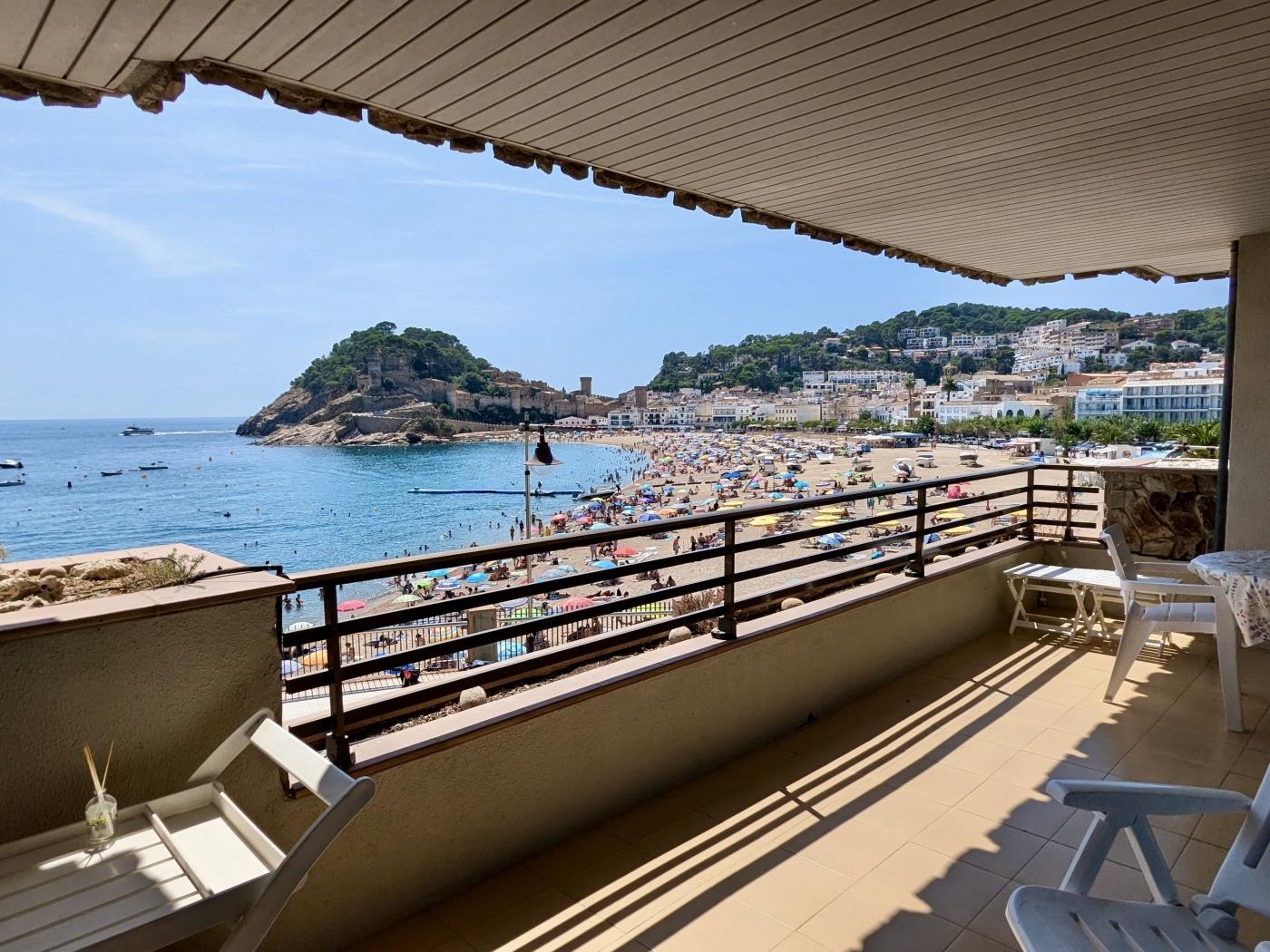 Apartment with Sea Views on the Beachfront in Tossa de Mar. in Tossa de Mar