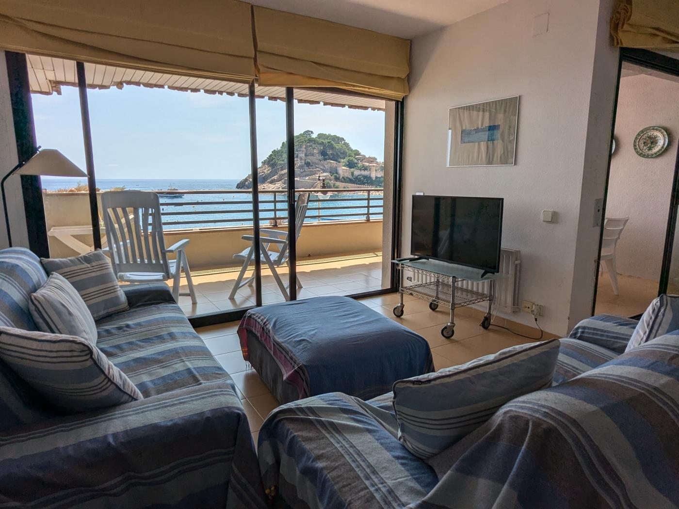 Apartment with Sea Views on the Beachfront in Tossa de Mar. in Tossa de Mar