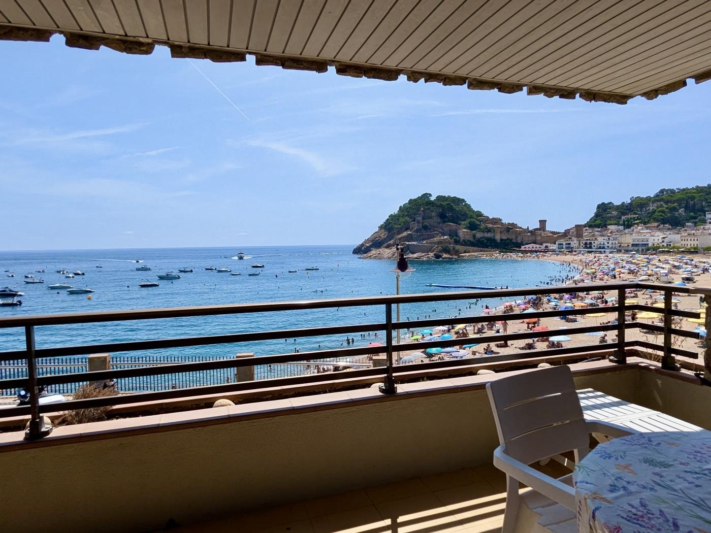 Apartment with Sea Views on the Beachfront in Tossa de Mar. in Tossa de Mar