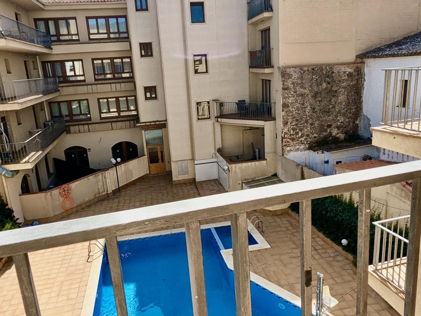 Ampli pis amb piscina comunitària al centre a Tossa de Mar