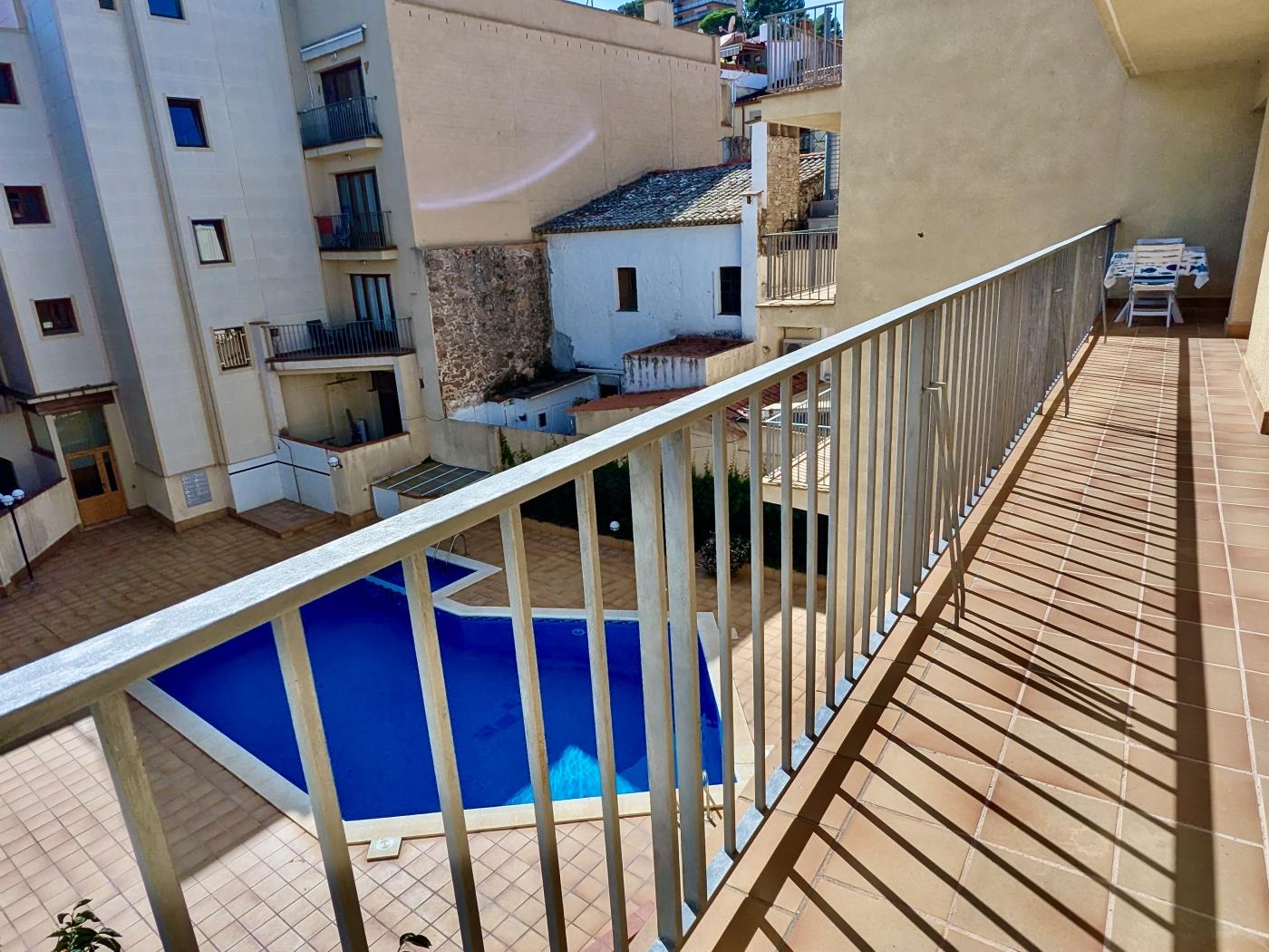 Ampli pis amb piscina comunitària al centre a Tossa de Mar