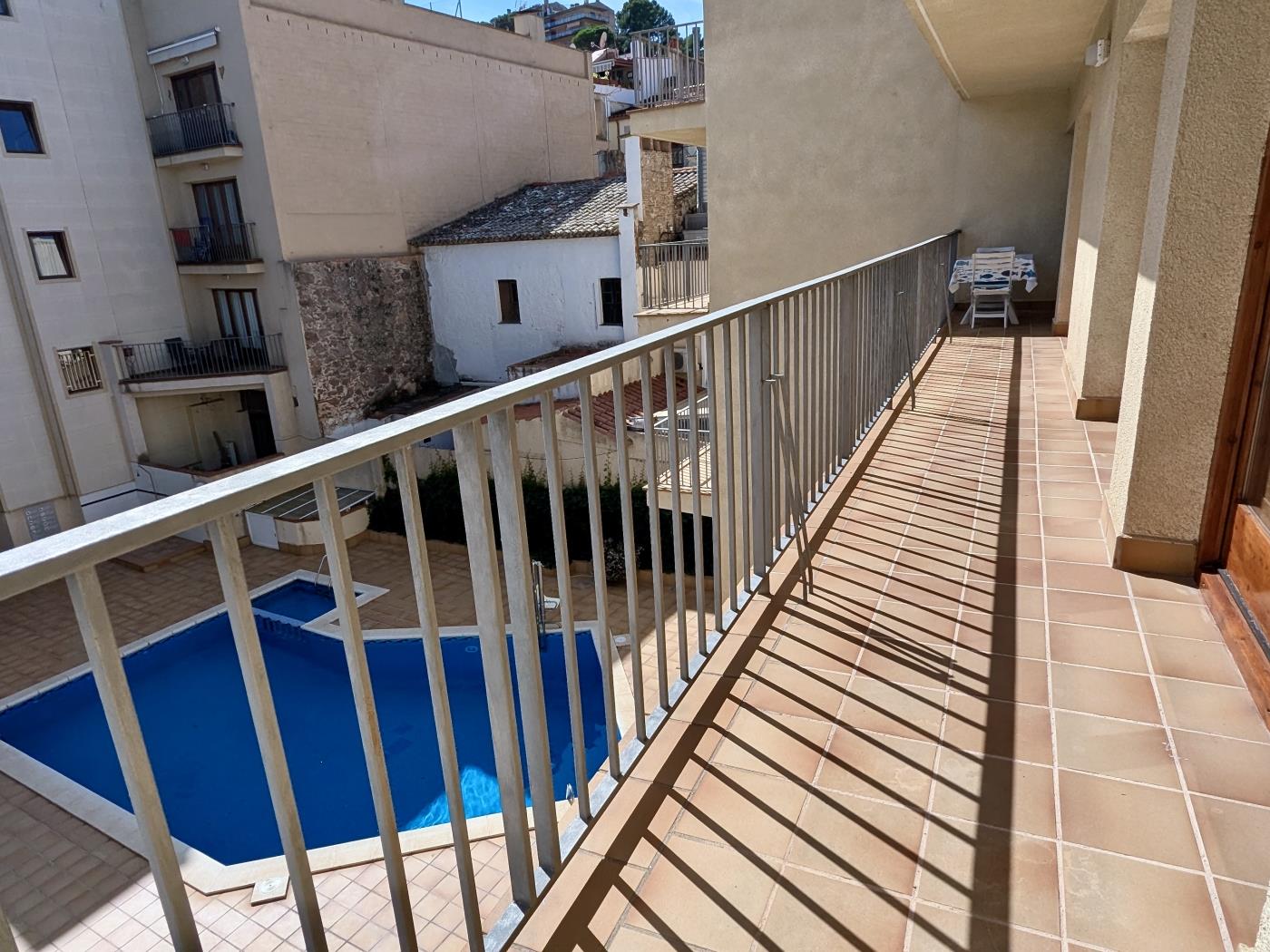 Ampli pis amb piscina comunitària al centre a Tossa de Mar