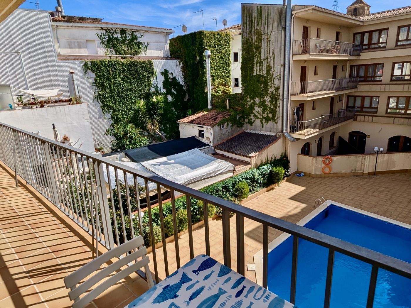 Ampli pis amb piscina comunitària al centre a Tossa de Mar