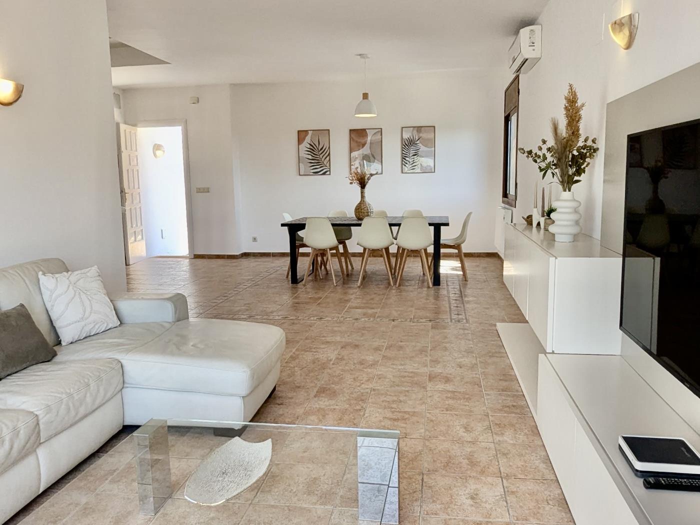 Fabulous holiday home with stunning views and spacious living in Tossa de Mar