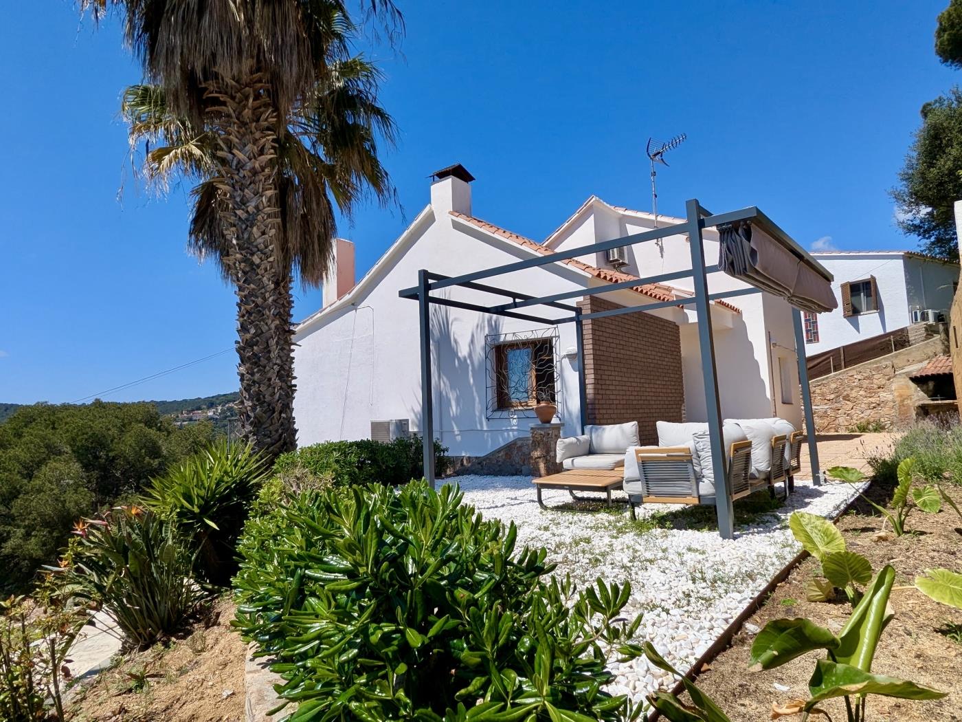 Fabulous holiday home with stunning views and spacious living in Tossa de Mar