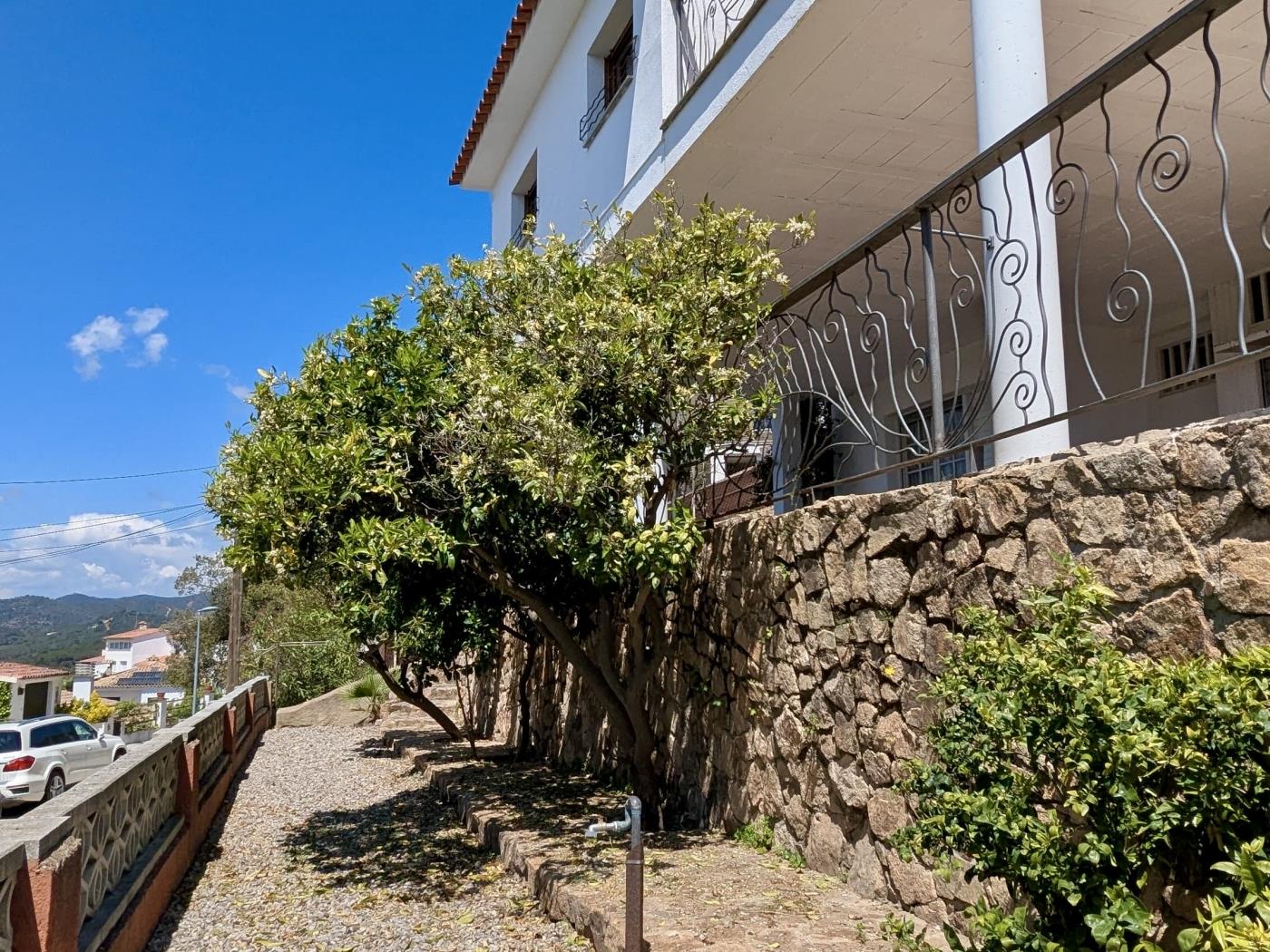 Fabulous holiday home with stunning views and spacious living in Tossa de Mar