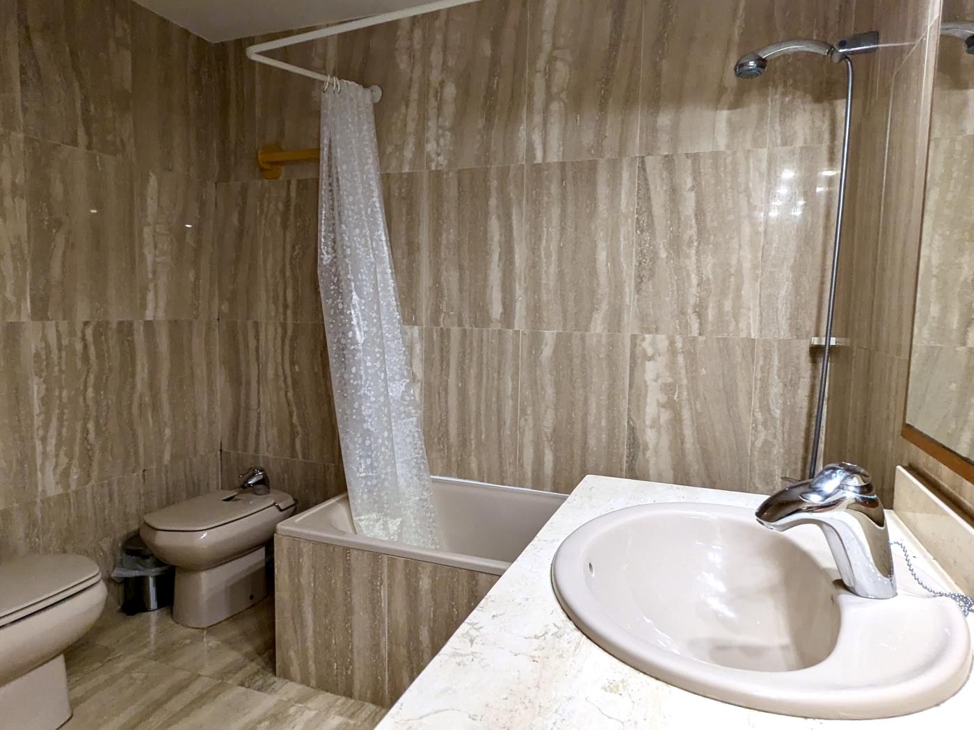 REVH106 Apartamento con terraza a Tossa de Mar