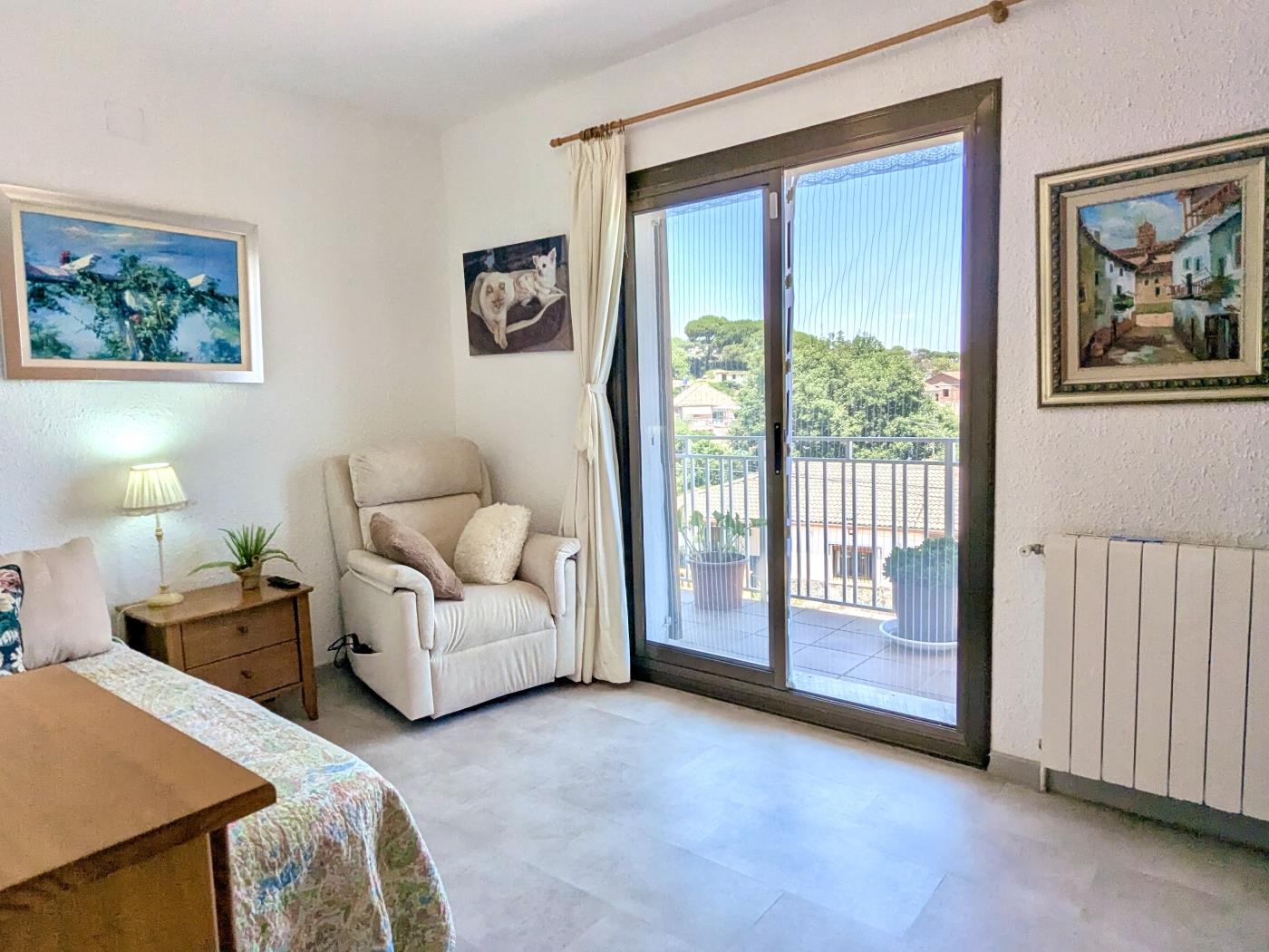 Maison avec piscine, jardin et appartement séparé à Maçanet de la à Maçanet de la Selva
