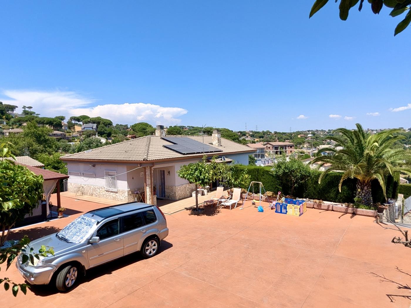 Maison avec piscine, jardin et appartement séparé à Maçanet de la à Maçanet de la Selva