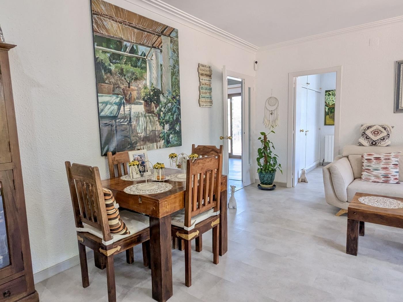 Maison avec piscine, jardin et appartement séparé à Maçanet de la à Maçanet de la Selva