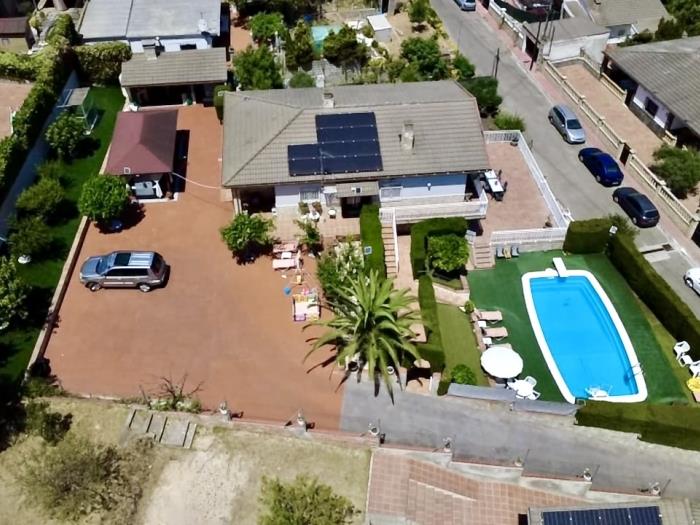 House with pool, garden and separate apartment in Maçanet in Maçanet de la Selva