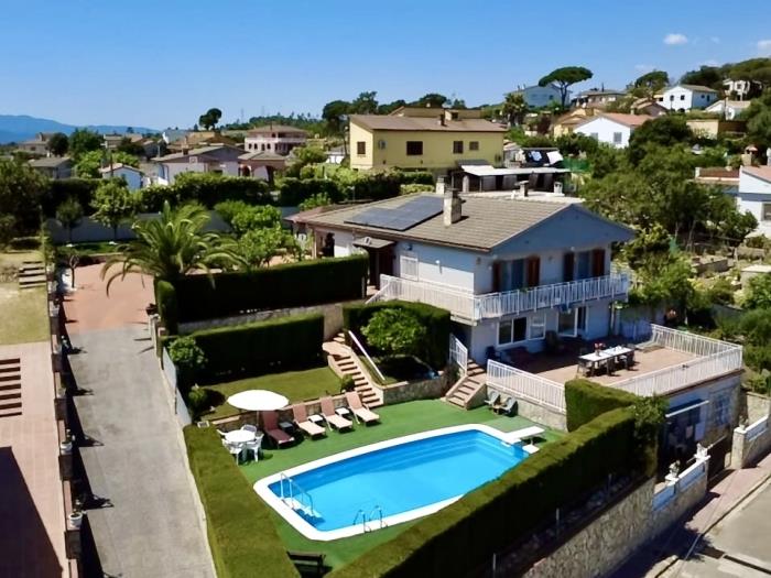 Maison avec piscine, jardin et appartement séparé à Maçanet de la à Maçanet de la Selva