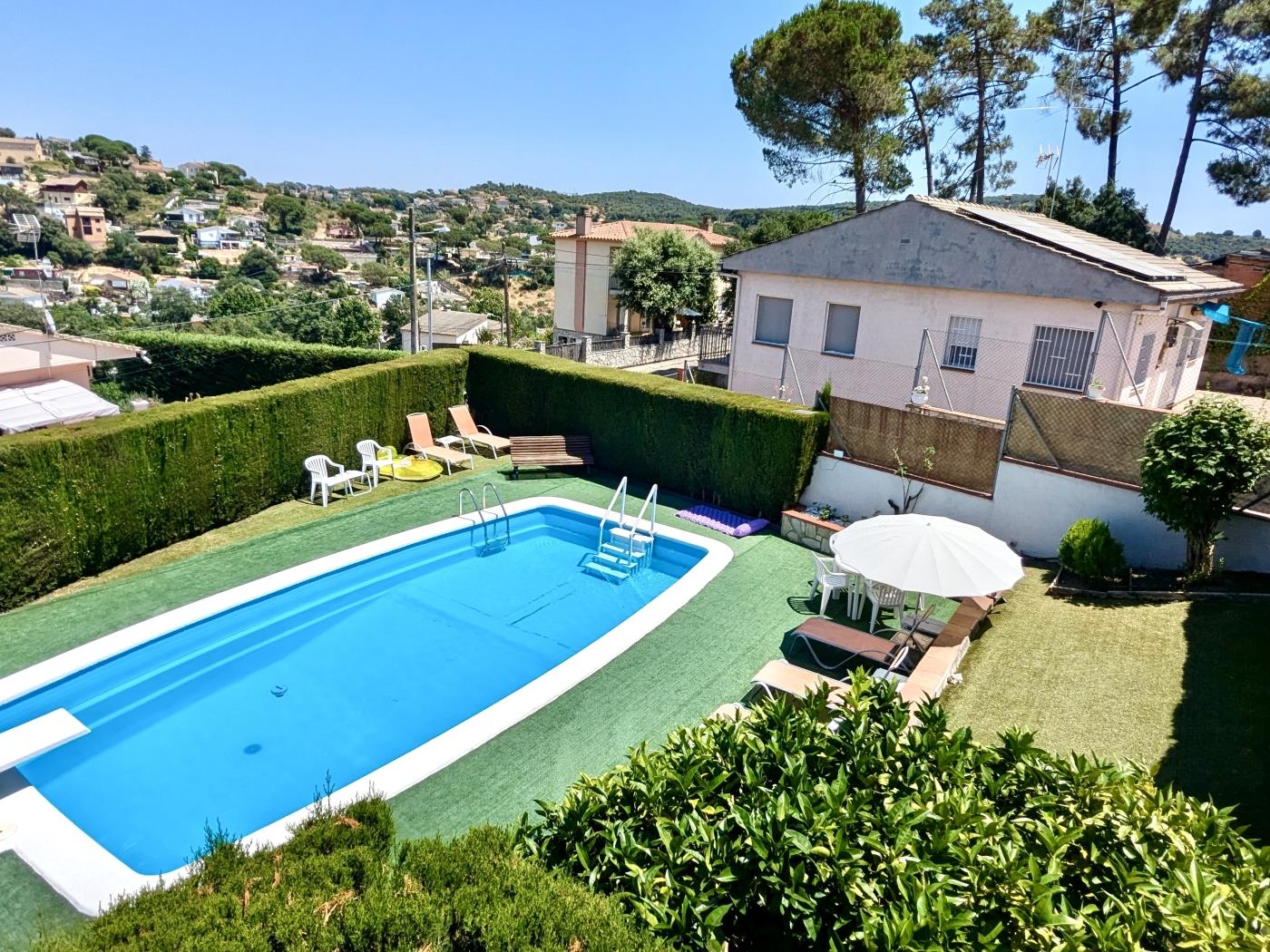 Maison avec piscine, jardin et appartement séparé à Maçanet de la à Maçanet de la Selva
