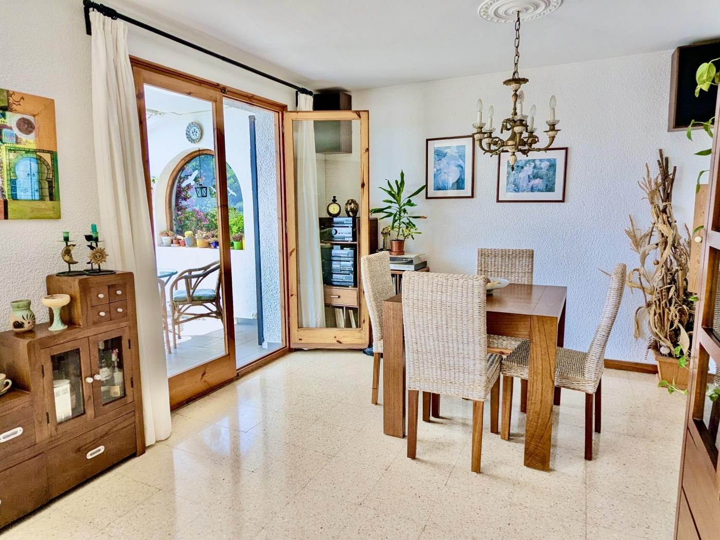 Mediterranean Home in Santa Maria de Llorel – Privacy and Views in Tossa de Mar