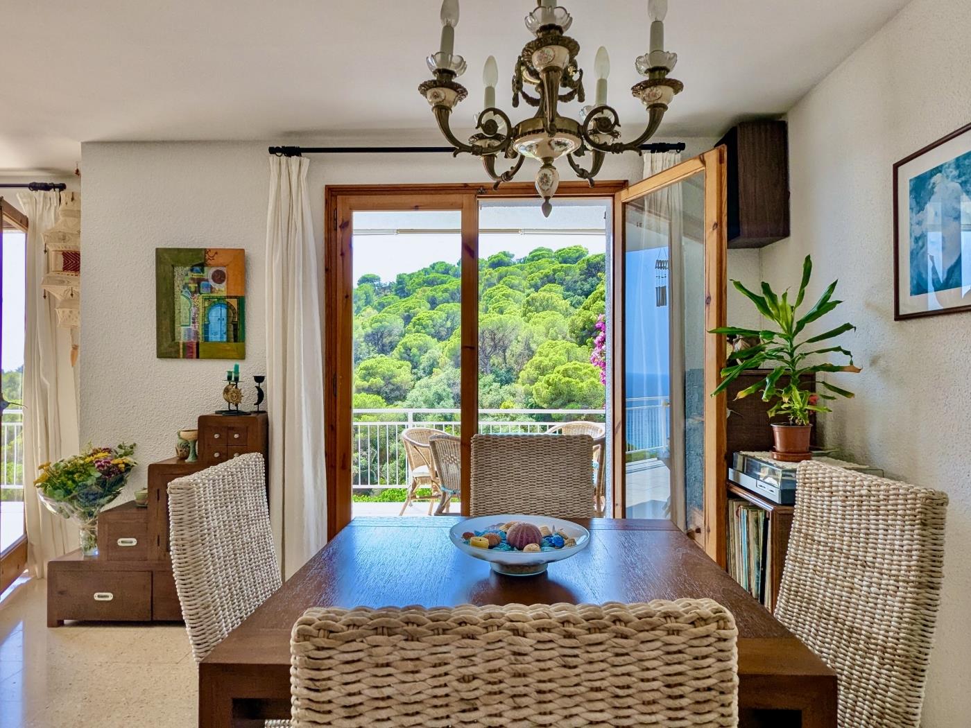 Mediterranean Home in Santa Maria de Llorel – Privacy and Views in Tossa de Mar
