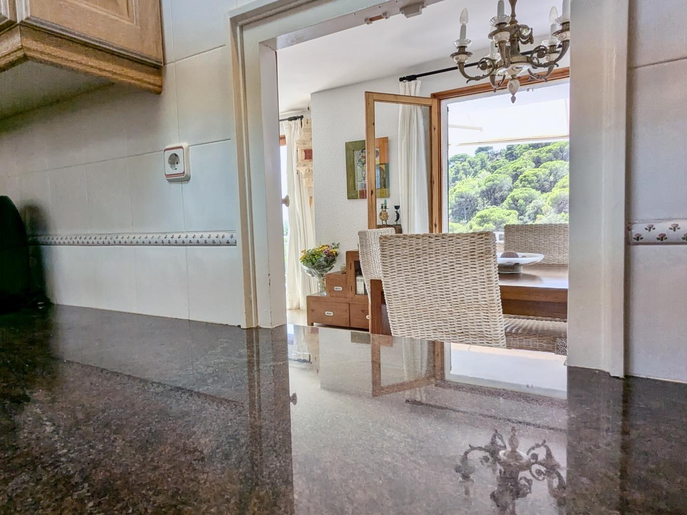 Mediterranean Home in Santa Maria de Llorel – Privacy and Views in Tossa de Mar