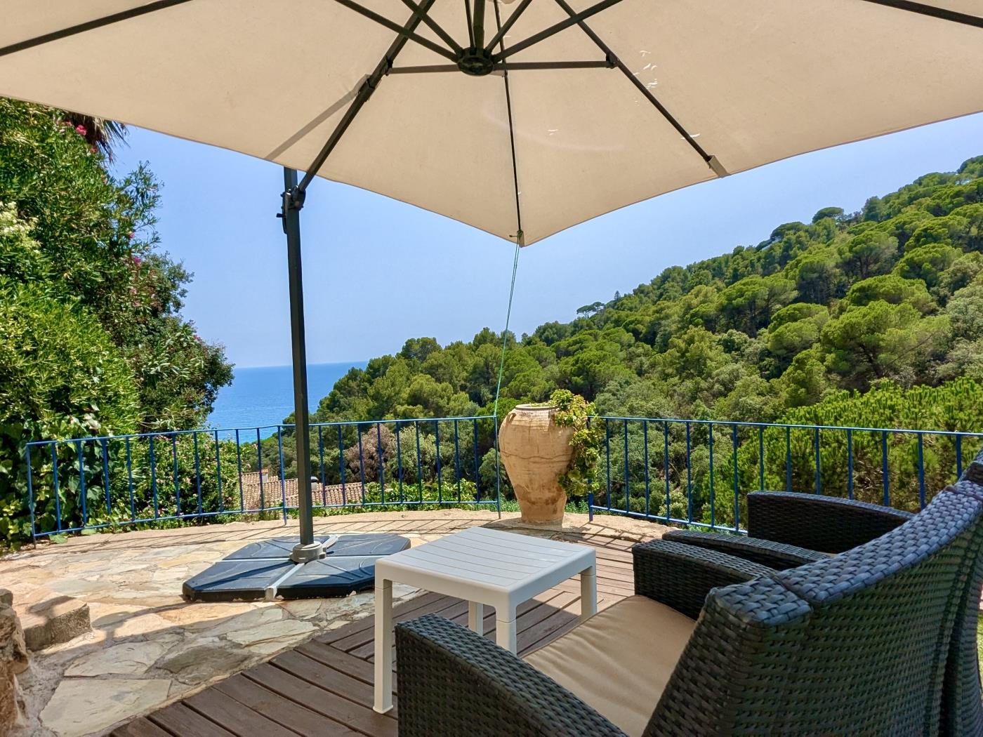 Mediterranean Home in Santa Maria de Llorel – Privacy and Views in Tossa de Mar