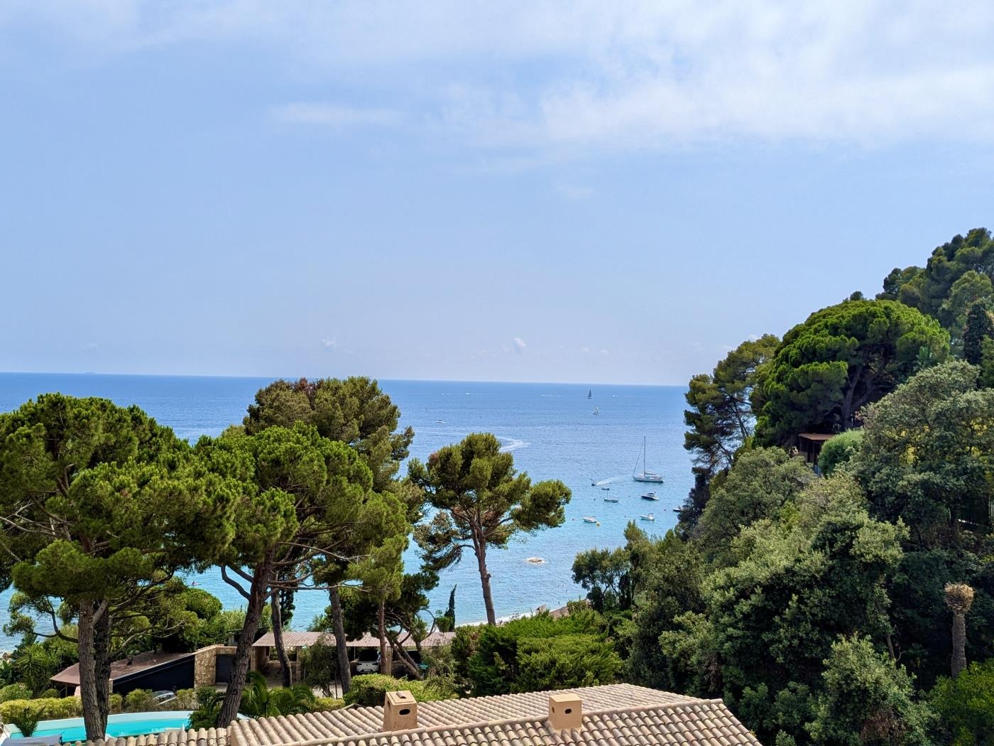 Mediterranean Home in Santa Maria de Llorel – Privacy and Views in Tossa de Mar