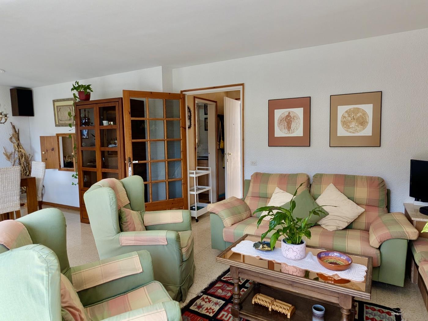 Mediterranean Home in Santa Maria de Llorel – Privacy and Views in Tossa de Mar