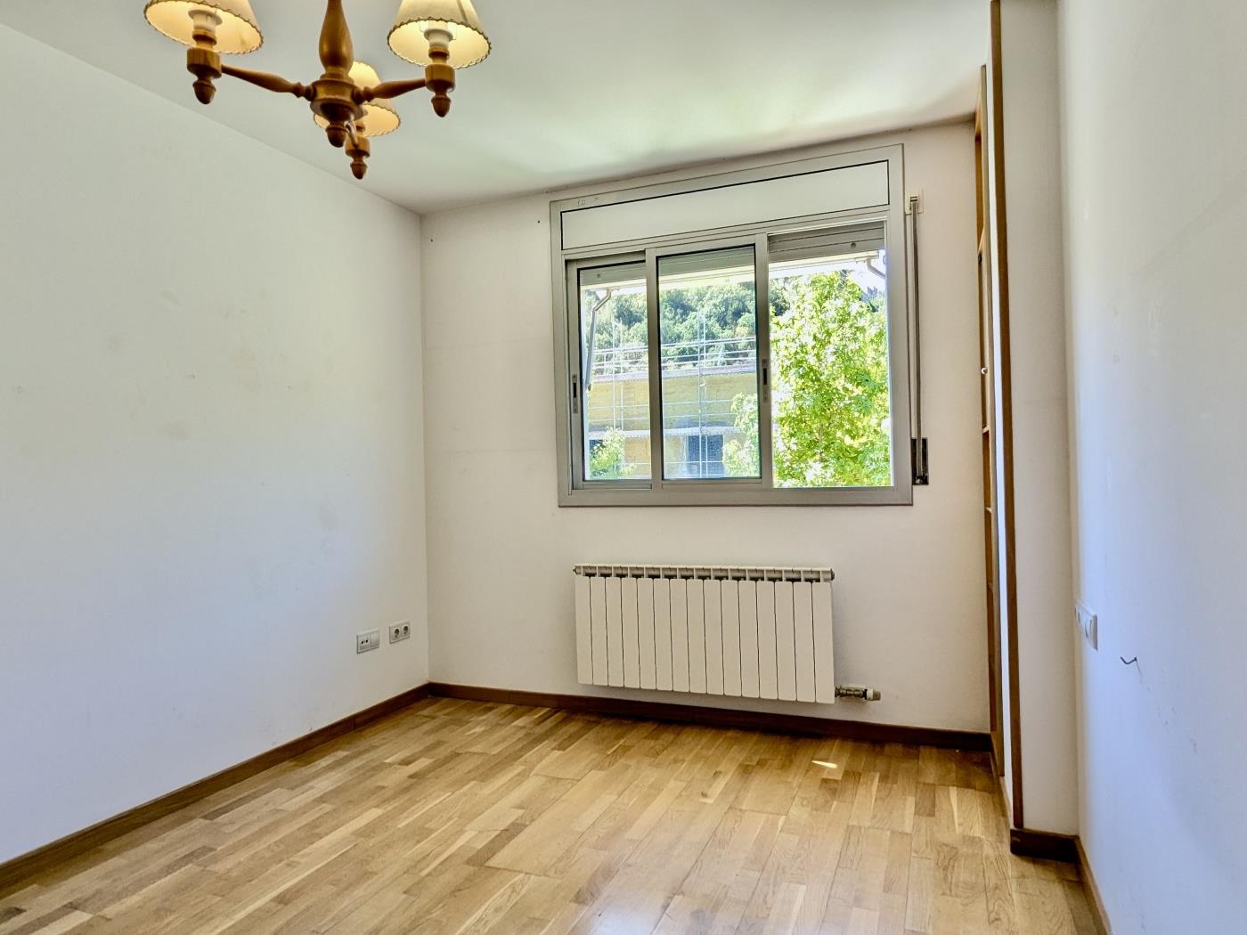 Apartament Lluminós de 3 Habitacions amb Piscina i Aparcament a Tossa de Mar