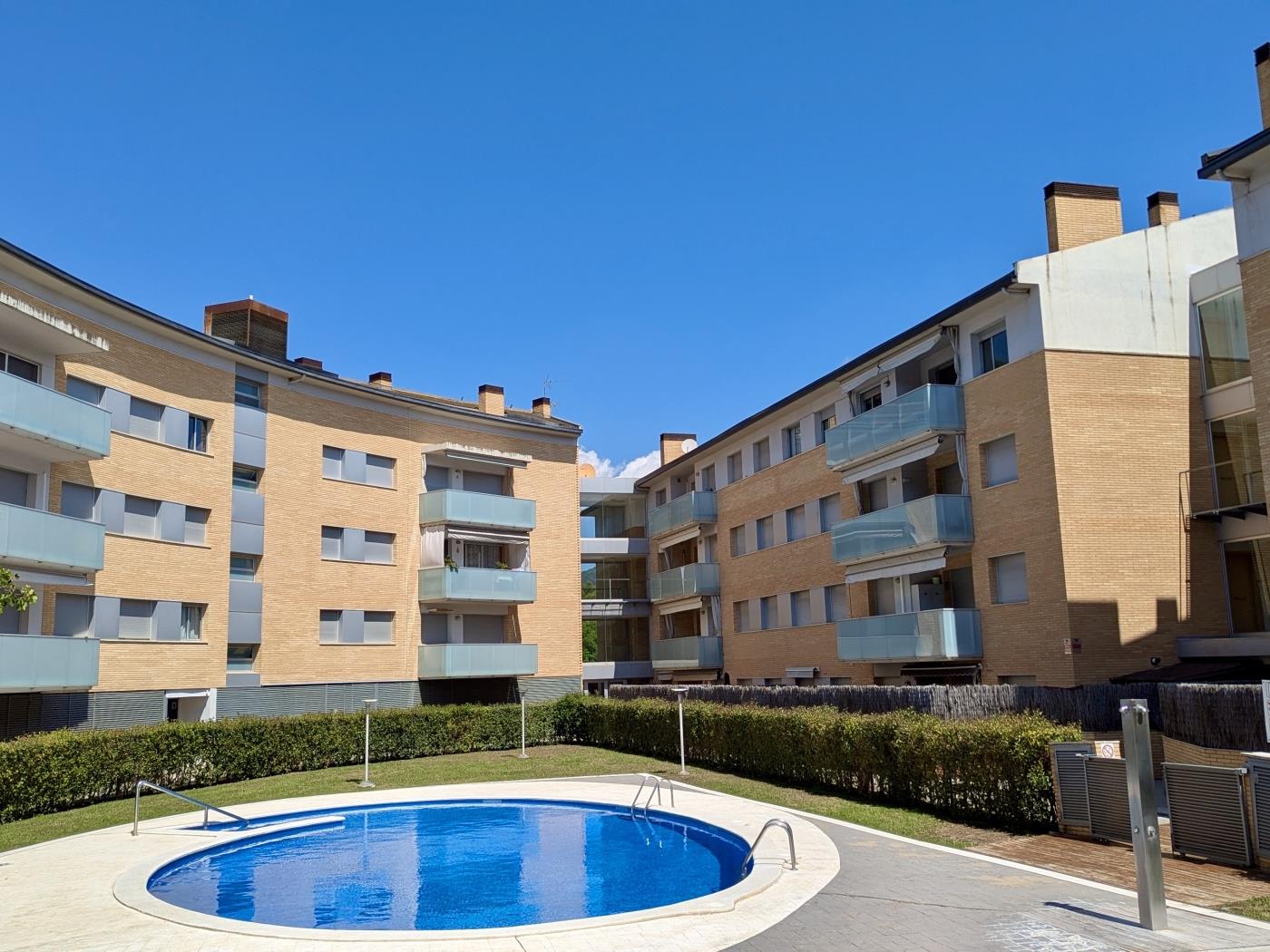 Apartament Lluminós de 3 Habitacions amb Piscina i Aparcament a Tossa de Mar