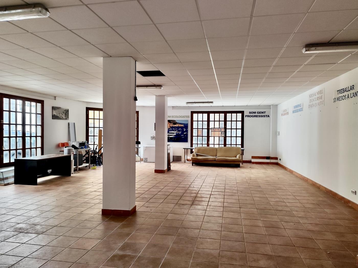 Spacious Commercial Premises for Sale in the Heart of Tossa de Mar's Old Town in Tossa de Mar