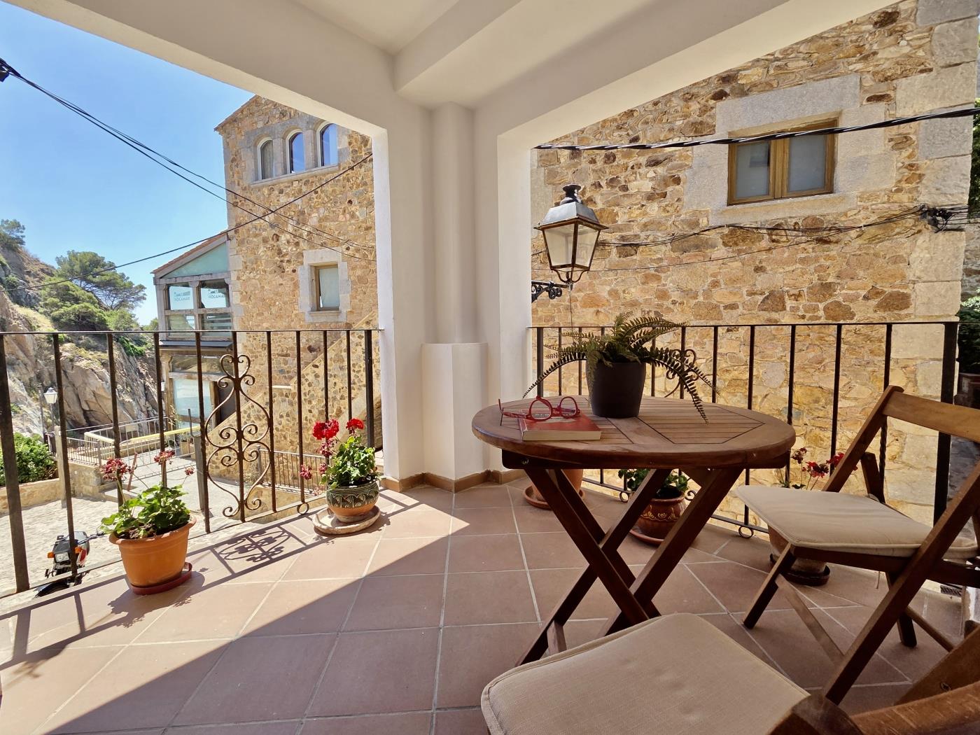 EVH137 - Casa amb encant davant la platja de Codolar a Tossa de Mar